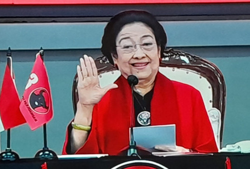 Edan! Foto Editan Megawati Berbikini Merah Diunggah Pegawai PDAM, Ngakunya WA Diretas