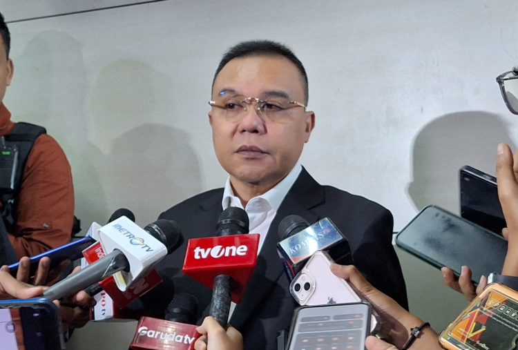 DPR Bentuk Tim Supervisi Penulisan Ulang Sejarah, Soroti Kontroversi Tragedi 1998