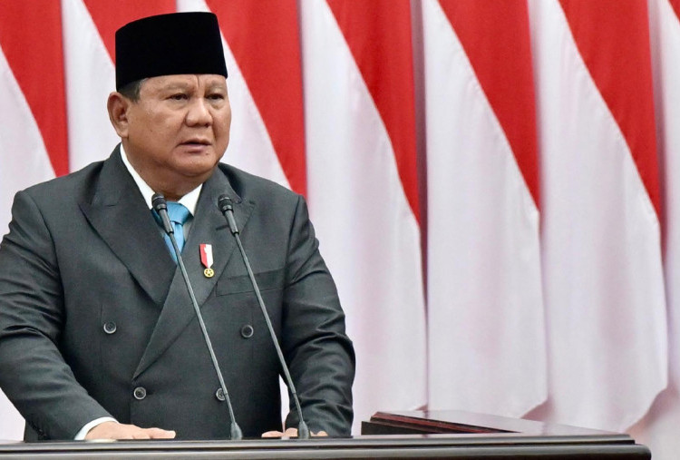 Prabowo Klaim Cadangan Beras RI Tembus 5.3 Juta Ton, Tertinggi dalam Sejarah   