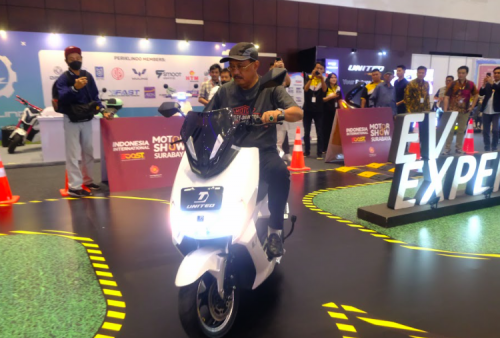 Ada Sepeda Motor Listrik Harga Rp 10 Jutaan di IIMS 2023 Grand City Surabaya