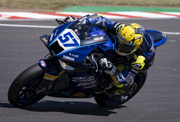 Tembus 10 Besar, Aldi Satya Mahendra Konsisten Raih Poindi Donington Park