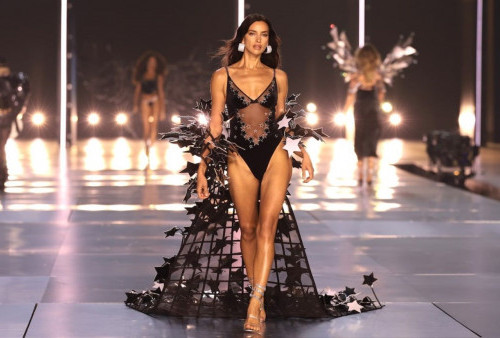 7 Fakta Victoria's Secret Fashion Show 2024: Tyra Banks Comeback, Model Plus Size dan Transgender Cetak Sejarah  