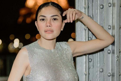 Nikita Mirzani Tantang Netizen Kirim Truk Tinja ke Rumah Vadel Badjideh, Siap Bayar Rp200 Juta