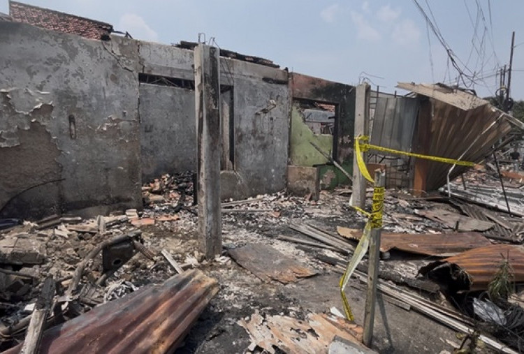 Ledakan SPBE Mustikajaya Hanguskan Belasan Bangunan, Begini Detik-detik Mencekamnya