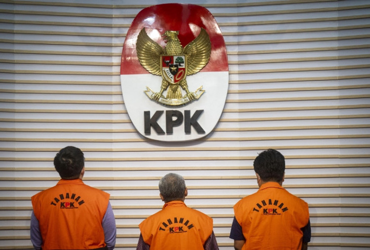 KPK Larang Koruptor Pakai Masker, Mengapa DPR Terganggu?