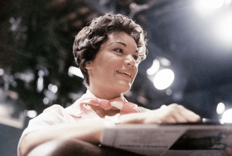 Mengenal Connie Francis, Penyanyi Lagu Viral TikTok Pretty Little Baby yang Kisah Hidupnya Tak Seterang Lagunya