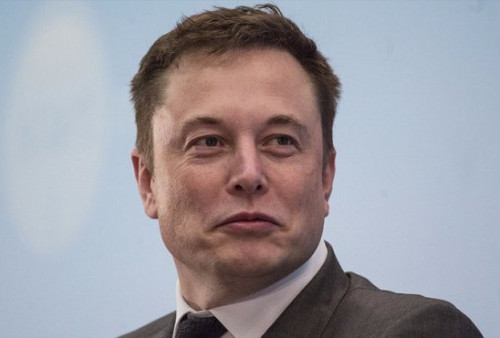 Musk Mengumumkan PHK Besar Besaran di Tesla