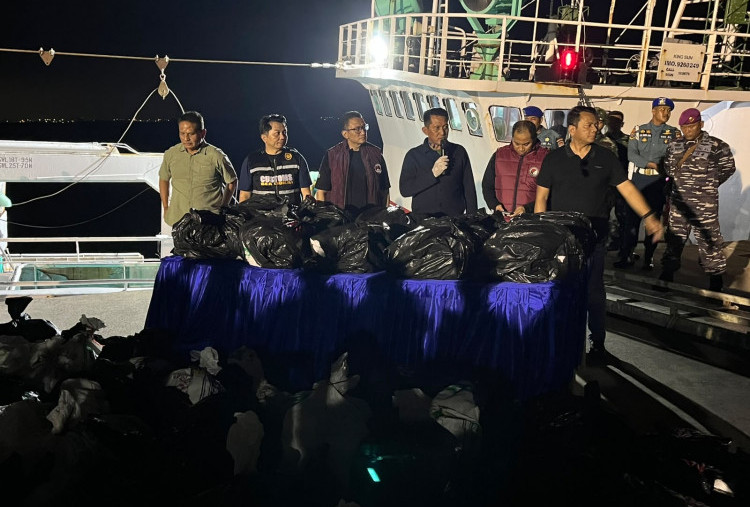 Penyelundupan 1,3 Ton Ketamine HCL Digagalkan, Disembunyikan di Lambung Kapal