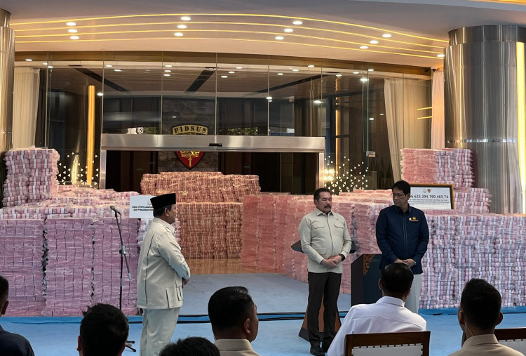 Di Depan Prabowo, Jaksa Agung Sebut Banjir Sumatera Bukan Hanya Disebabkan Fenomena Alam Biasa, Tapi...