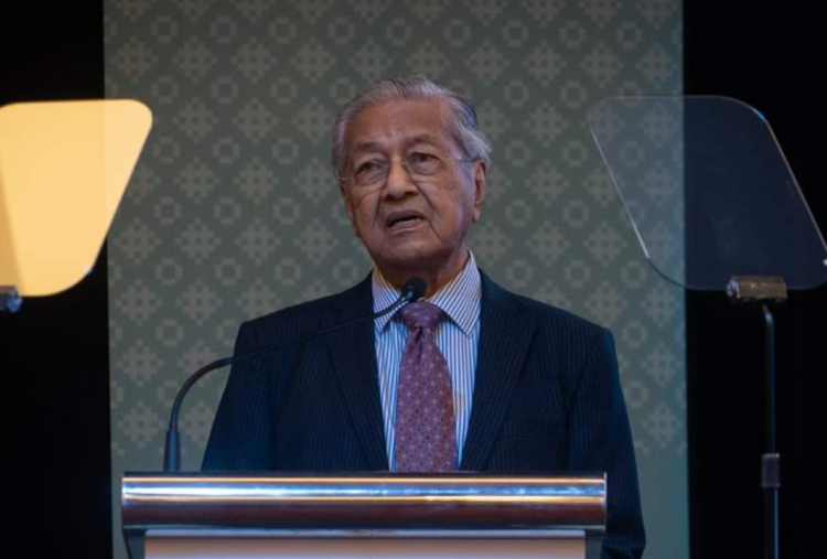 Kondisi Terakhir Mahathir Mohammad Pasca Jatuh di Rumah, Ajudan: Alami Kemajuan Pemulihan