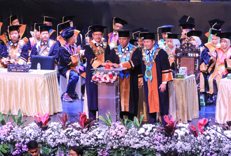 Dies Natalis ke-61 Unesa, Tingkatkan Kerja Sama Internasional