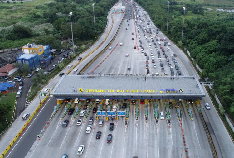 Libur Natal Usai, 1,7 Juta Kendaraan Tinggalkan Jabotabek: Arus Balik Diprediksi Pecah Hari Ini