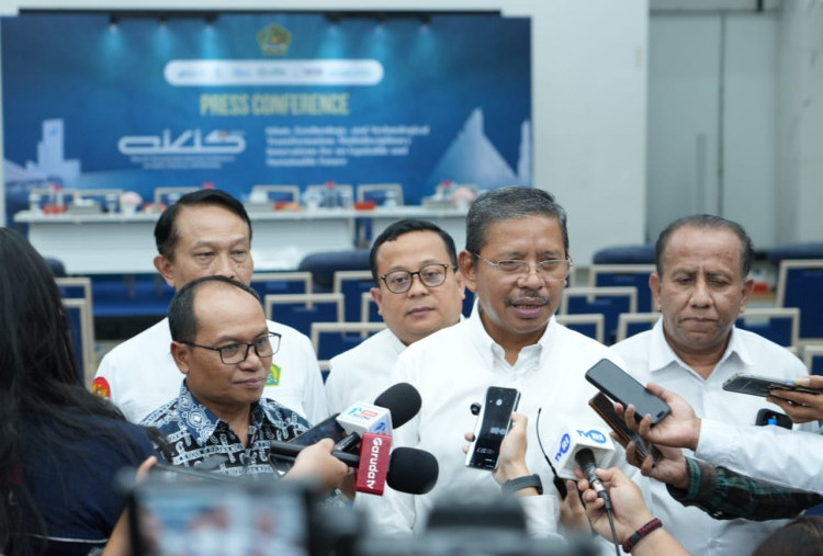 Kemenag Kirim Bantuan untuk Tragedi Ambruknya Atap Ruangan Asrama Ponpes Syekh Abdul Qodir Jailani di Situbondo