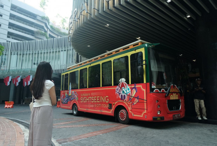 Menikmati Kota Lama Surabaya bersama Sightseeing City Tour Bus: Dari Pabrik Limoen ke Willemsplein 