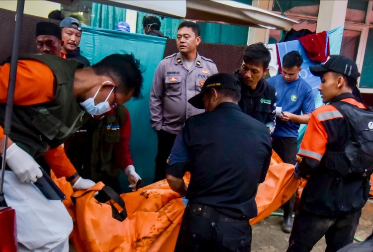 Update Longsor Pasirlangu, 35 Korban Berhasil Teridentifikasi