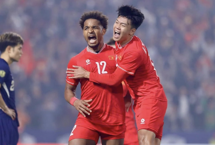 2 Pemain Pamit dari TC Timnas Indonesia: Herdman Pastikan 23 Nama Skuad Final, Mitchell Baker Ditantang Nguyen