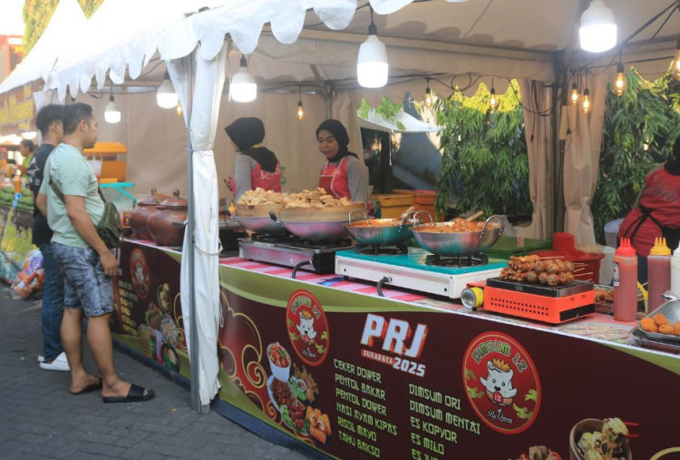 PRJ Surabaya 2025: 5 Hari Dikunjungi 100 Ribu Orang, Produk Makanan Paling Diburu