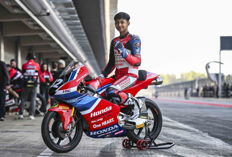 MK Ramadhipa P7 di FP1 Moto3 Junior 2026 Catalunya, Modal Bagus Sabet Baris Depan di Sesi Kualifikasi