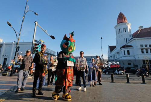 KPU Jatim sosialisasikan Gelaran Pemilihan Gubernur dan Wakil Gubernur Jatim  2024 di Kota Lama  Surabaya