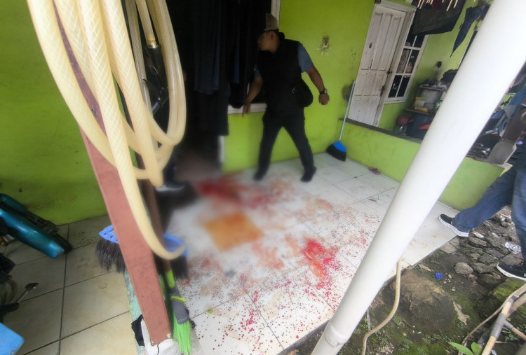 Sadis! Seorang Wanita di Bekasi Dianiaya Hingga Tangan Putus