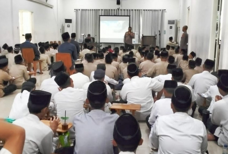 Santri Ponpes Al Kautsar Sukodono Diedukasi Antibullying