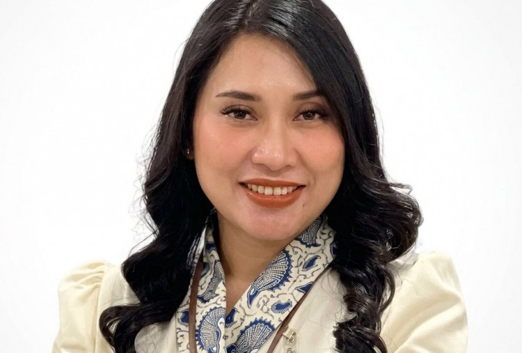 Cheng Yu Pilihan Vice President of Digital Services PT Bank Central Asia Tbk Jayanti Zainal: Le Zai Qi Zhong