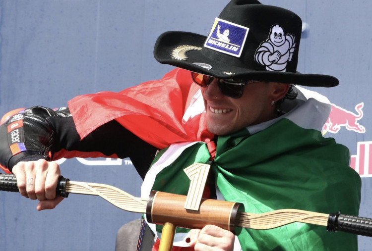 MotoGP AS 2026: Bezzecchi Tak Terbendung, Rebut Kemenangan Kelima Beruntun dan Rekor 121 Lap