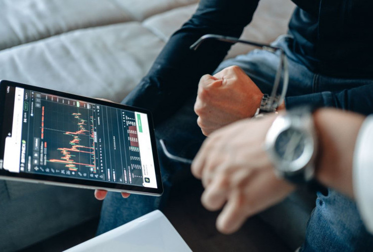 Sinyal IHSG Rebound! Intip Rekomendasi Saham Cuan AI IPOT Minggu Ini