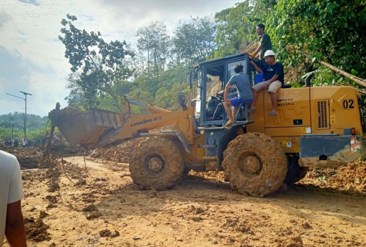 Satgas Gabungan Berhasil Buka Akses Medan-Aceh Tamiang