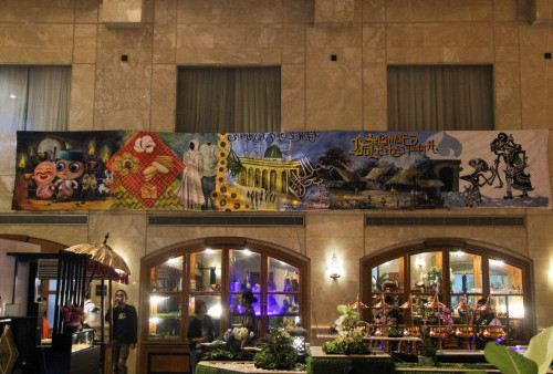 Resmi Dibuka! Pameran Lukisan Mural 30 Meter Karya 19 Seniman di Suites Hotel Surabaya