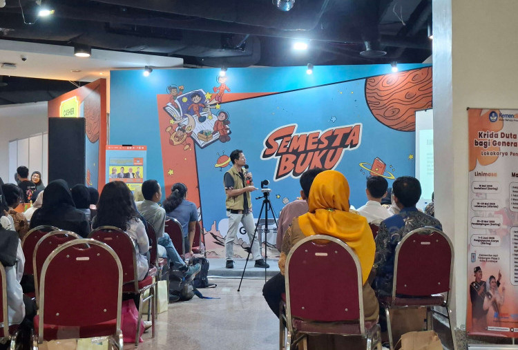 Baik Dulu Baru Benar, Lokakarya Penulisan Esai Tunjukkan Kiat Praktik Menulis di Era Digital