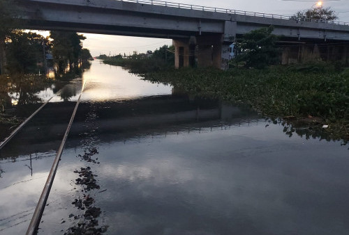 PT KAI Rekayasa Pola Operasi Akibat Banjir di Semarang, Berikut Kompensasi ke Pelanggan 