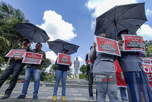 Demo yang berlangsung dengan tertib ini diharapkan menjadi momentum bagi perdebatan publik yang lebih luas tentang pentingnya kebebasan pers dalam masyarakat demokratis. (Moch Sahirol Layeli/Harian Disway)