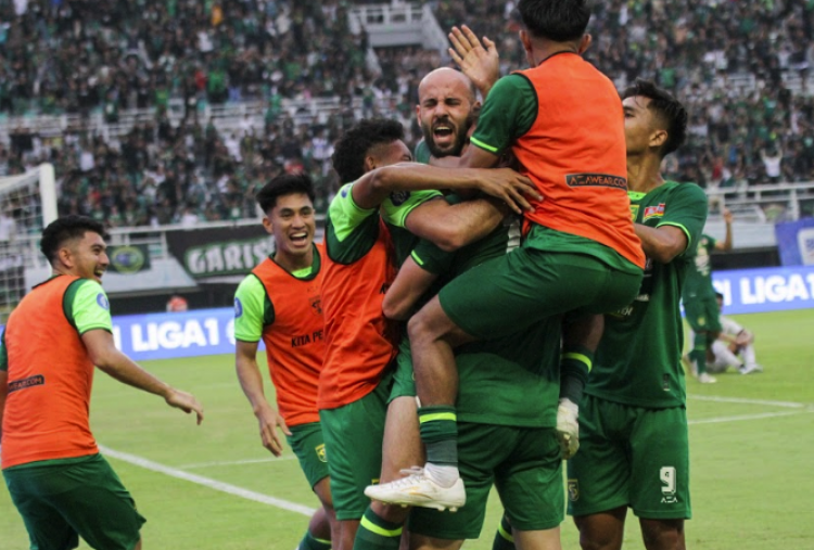 Update Klasemen Liga 1 Pekan ke-13, Persib Ancam Persebaya di Puncak! 