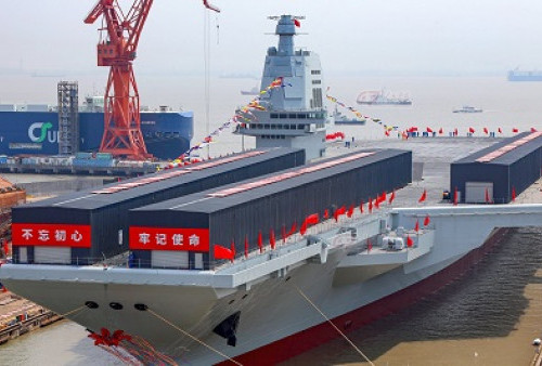 China Luncurkan Kapal Induk Ketiga 