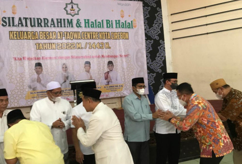 Keluarga Besar Attaqwa Center Kota Cirebon Gelar Halal Bi Halal 