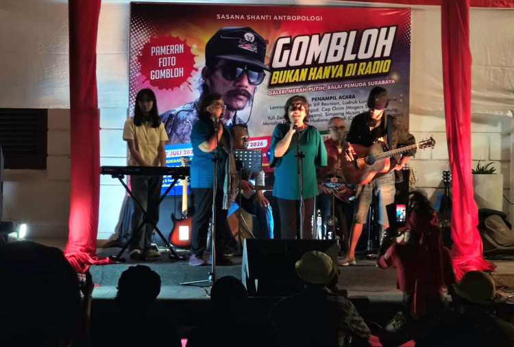 Gelaran Gombloh Bukan Hanya di Radio, Momen Kebersamaan Fans Gombloh dan Reuni Lemon Tree's anno '69