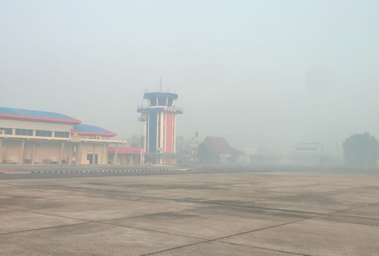 Puluhan Penerbangan Terganggu Asap Karhutla di Kalimantan, Kemenhub Berikan Full Refund dan Reschedule 
