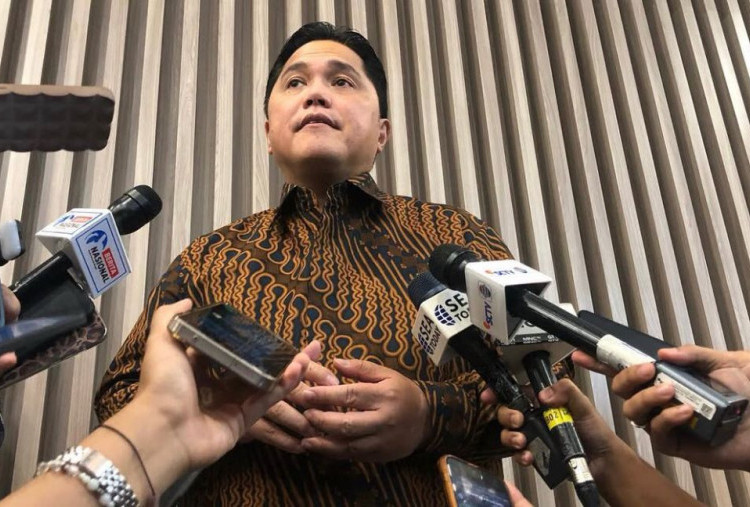 Harga Tiket Pesawat Turun 10 Persen di Momen Libur Nataru, Ini Kata Erick Thohir