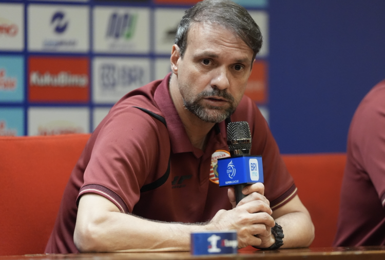 Persija vs Persebaya Malam Ini : Shayne Pattynama Absen, Macan Kemayoran Dilanda Badai Cedera