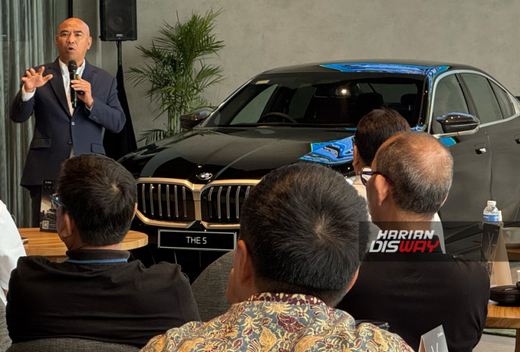 Diikuti ratusan peserta secara hybrid dari berbagai sektor usaha, kegiatan ini juga menjadi wadah diskusi interaktif dan perluasan jejaring antar pelaku usaha binaan Yayasan Astra. Melalui rangkaian kegiatan hingga pengalaman eksklusif test drive BMW, kolaborasi ini diharapkan mampu mendorong pelaku usaha agar semakin berdaya saing dan siap menjadi bagian dari rantai pasok industri global.
