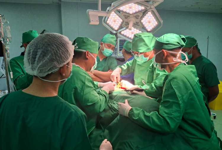 Menjelajah Lautan Teduh (22): Tumor Jinak Pun Terangkat