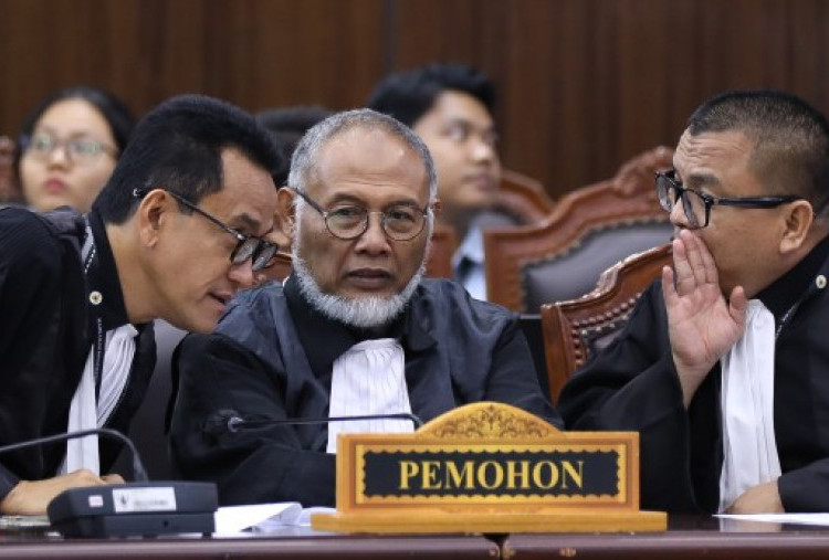 Kubu Denny: Gibran Tak Bisa Maju Lagi di Pilpres, Kecuali Ikut Paket C