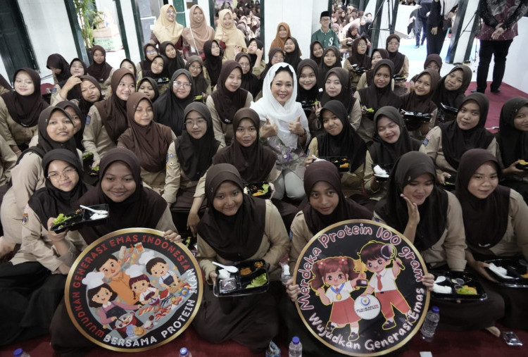 Simulasi Makan Bergizi Gratis di Pondok Pesantren Krapyak, KKP Ajak Generasi Muda Penuhi Kebutuhan Protein Dengan Ikan