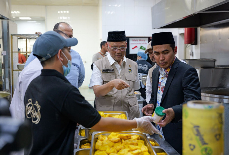 Menhaj Awasi Kesiapan Dapur Jemaah, Cita Rasa Nusantara Tetap Jadi Andalan