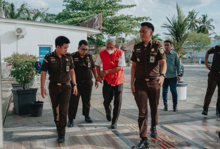 Kejari Batu Bara Tahan Eks Kadinkes, Tersangka Korupsi BTT Senilai Rp 1,1 Miliar