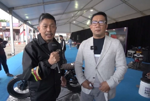 Mampir ke IIMS Hybrid 2022, Ridwan Kamil: Saya Doakan Penjualan Meningkat