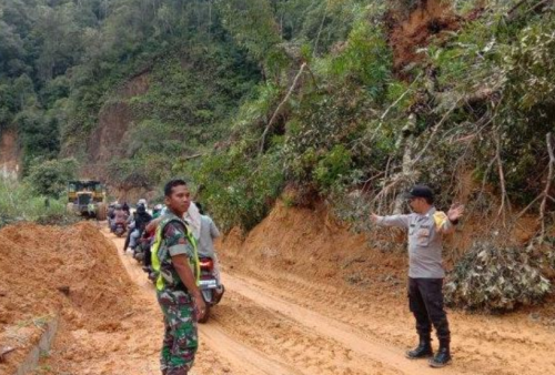 Rawan Longsor dan Pohon Tumbang, Pelamar PPPK 2023 Diimbau Hati-Hati Melintasi Jalur Perbatasan Gayo Lues