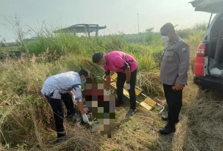 Warga Driyorejo Ditemukan Tewas di Lahan Kosong Dekat Tol Tenaru