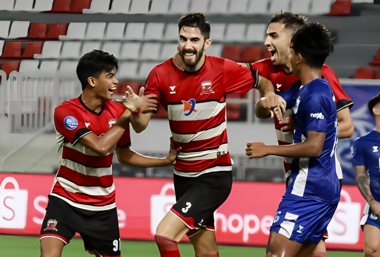 PSIS vs Madura United 1-2: Andi Irfan Bawa Sapeh Kerrab Keluar dari Zona Merah! 